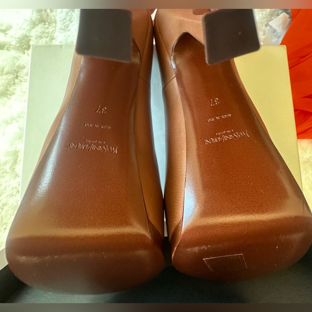 Yves Saint Laurent Women's Brown Leather Tribtoo Pumps - Picture 7 of 14